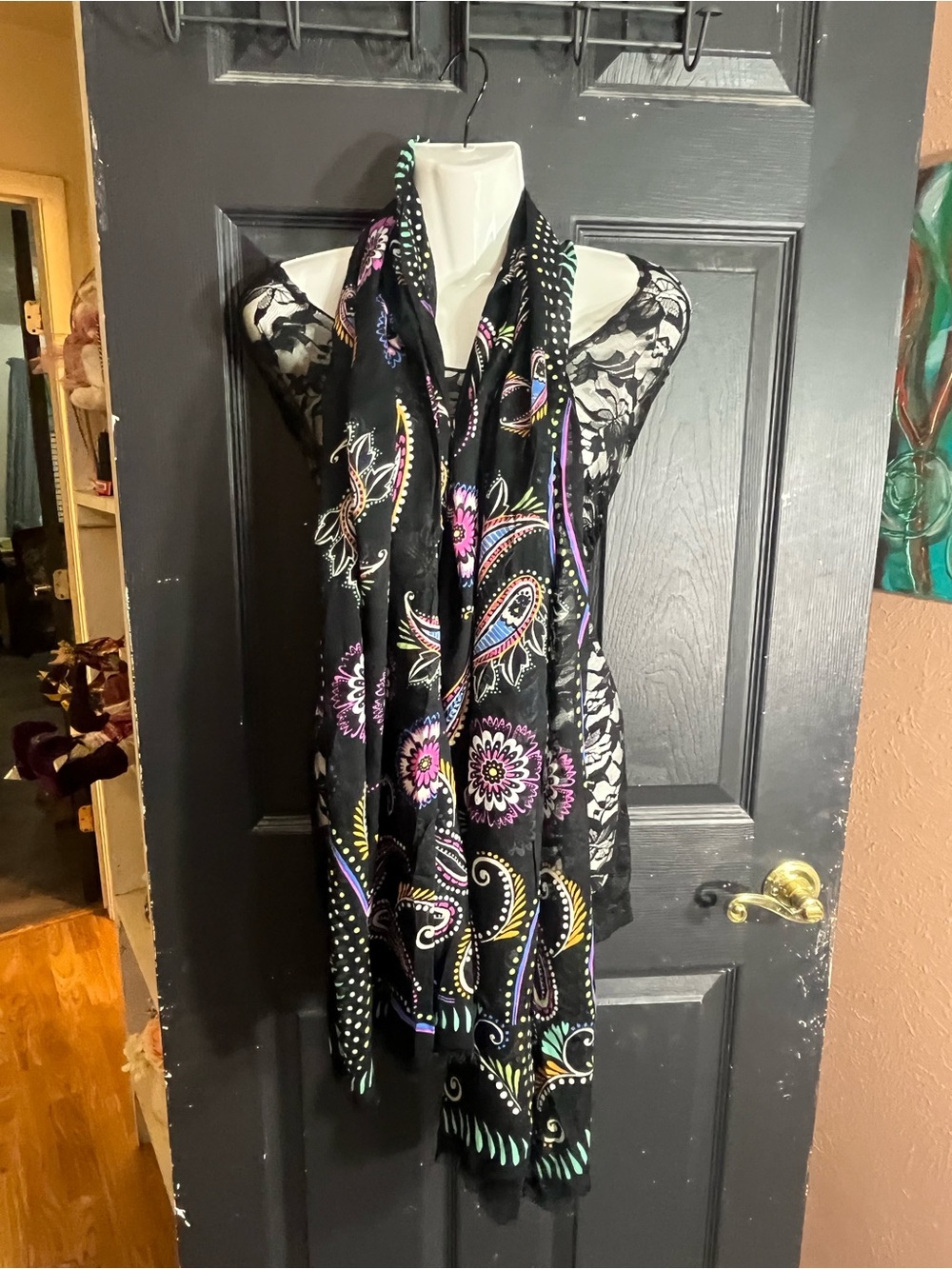 Black Floral Paisley Scarf - Versatile Women's Accessory
